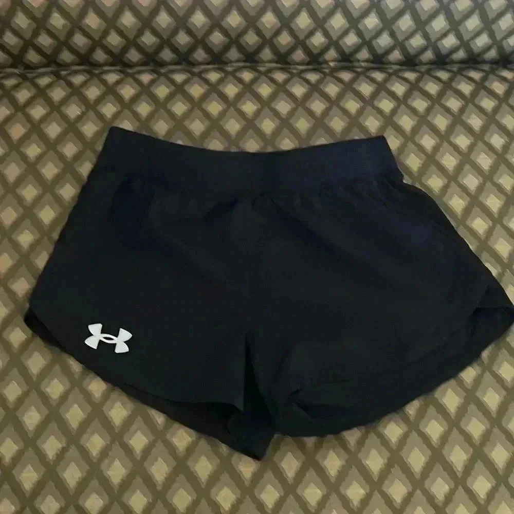 Girls youth medium UA black sorts EUC - Picture 1 of 5